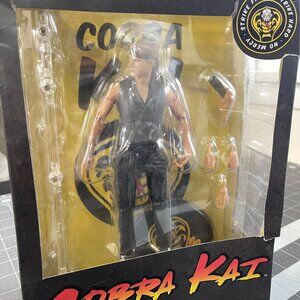 Diamond Select Toys Cobra Kai Johnny Lawrence - Brand New - Box Damaged